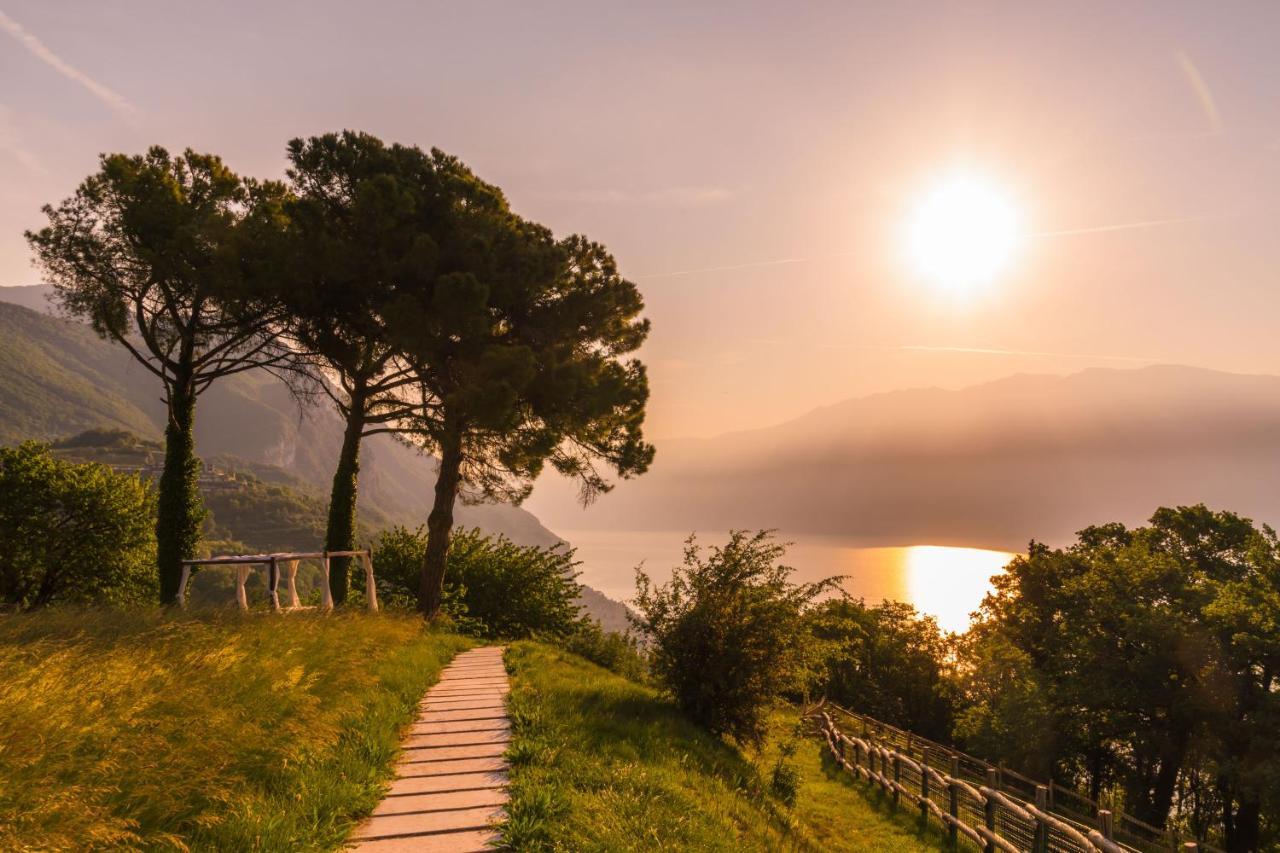 Boutique Hotel Villa Sostaga Gargnano Exteriér fotografie