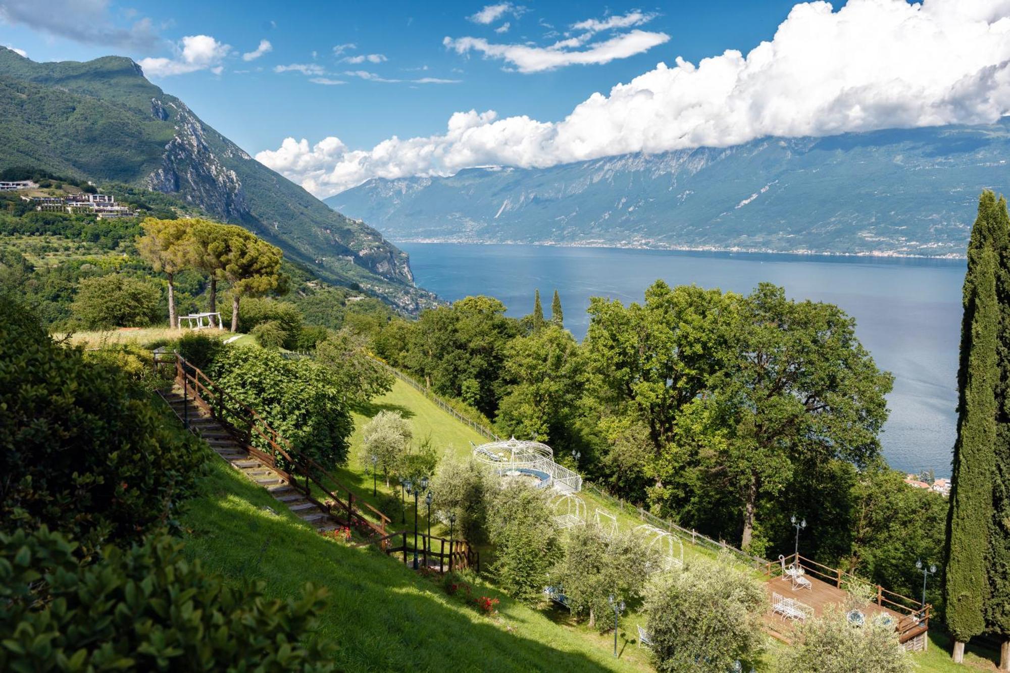 Boutique Hotel Villa Sostaga Gargnano Exteriér fotografie